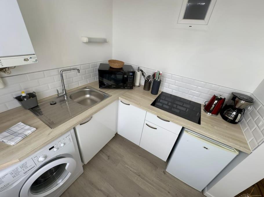Le Seventies Apartment Saumur Bagian luar foto