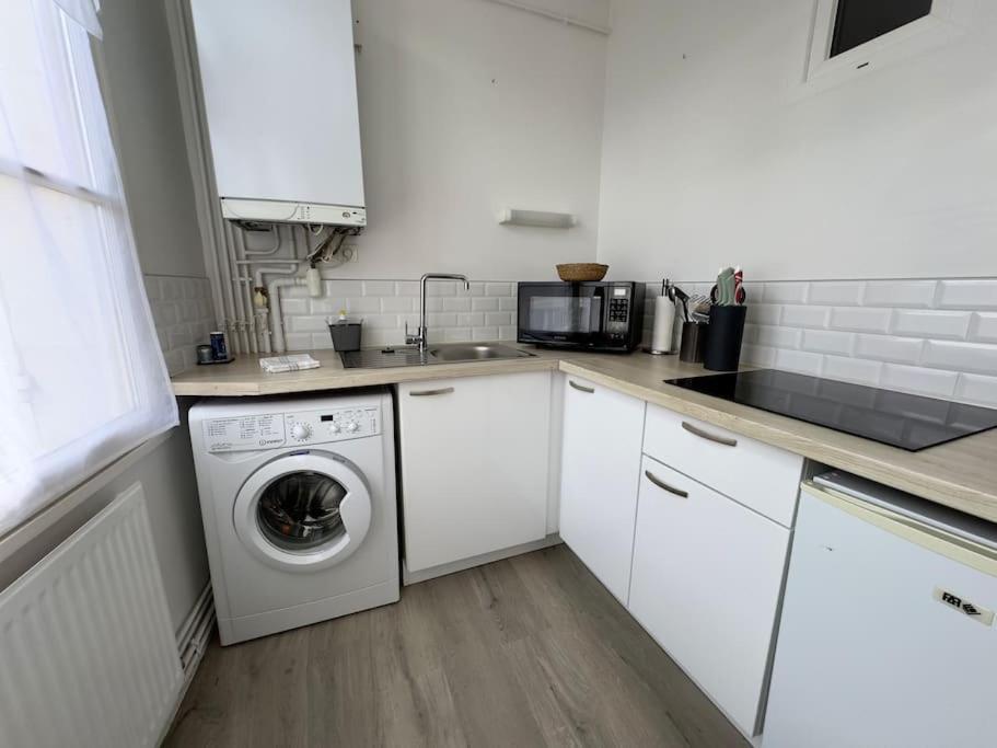 Le Seventies Apartment Saumur Bagian luar foto