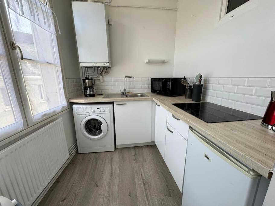 Le Seventies Apartment Saumur Bagian luar foto